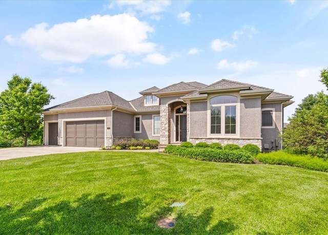 Property at 16456 Cody St, Overland Park, KS 66062, 4 beds, 2.5 baths