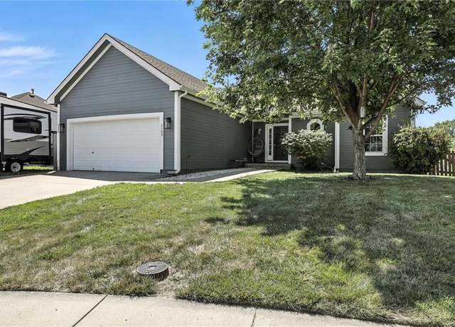 Property at 1105 Melody Ct, Kearney, MO 64060, 5 beds, 3 baths