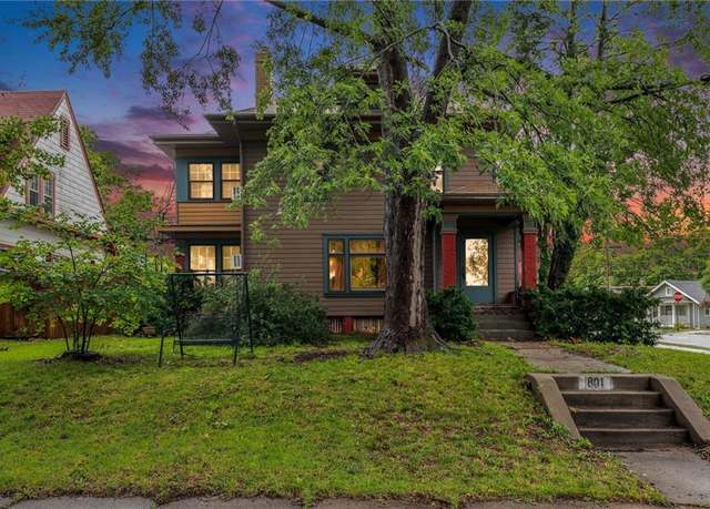 Property at 801 SW Lindenwood Ave, Topeka, KS 66606, 4 beds, 2 baths