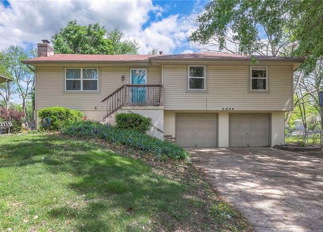 Property at 2500 SW 2nd Ter, Blue Springs, MO 64014, 3 beds, 2 baths