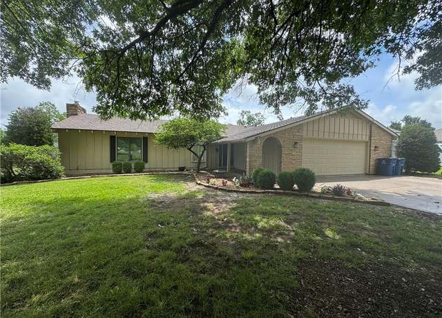 Property at 906 S Denman N/A, Chanute, KS 66720, 3 beds, 2 baths