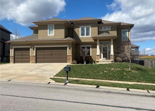 Property at 408 Yolanda Cir, Kearney, MO 64060, 5 beds, 4.5 baths