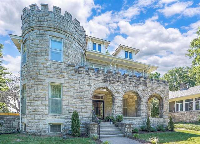 Property at 3607 Pennsylvania Ave, Kansas City, MO 64111, 6 beds, 3.5 baths