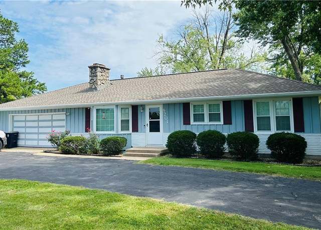 Property at 9201 Stubbs Rd, Kansas City, MO 64138, 3 beds, 3 baths
