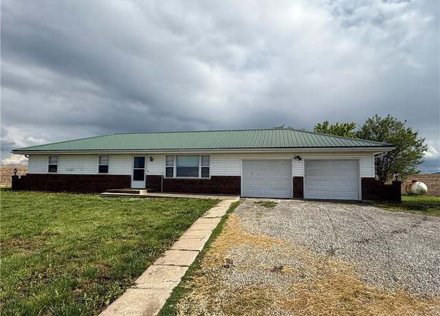Property at 6890 SE Rogers Rd, Cameron, MO 64429, 3 beds, 2 baths