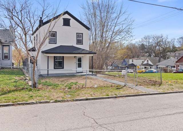 Property at 1237 Ridge Ave, Kansas City, KS 66102, 3 beds, 1 bath