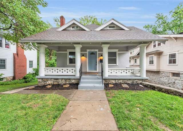 Property at 5717 Oak St, Kansas City, MO 64113, 4 beds, 2 baths