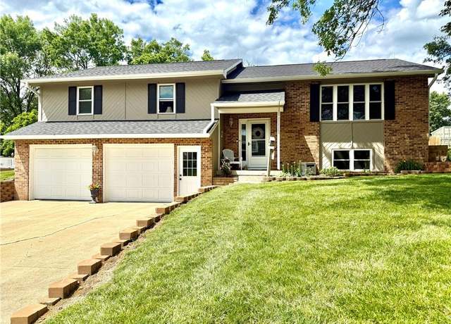 Property at 705 W Lincoln St, Maryville, MO 64468, 4 beds, 3 baths