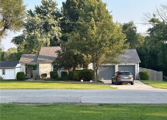 Property at 8719 E 57th St, Raytown, MO 64129, 2 beds, 1 bath