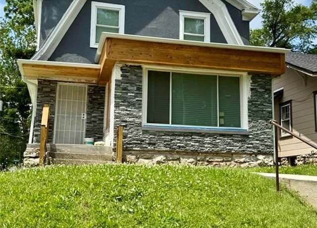 Property at 4146 Benton Blvd, Kansas City, MO 64130, 4 beds, 3 baths