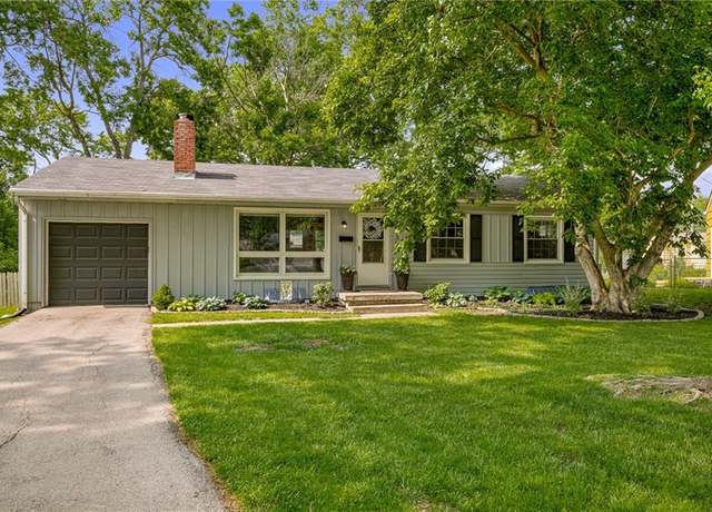 Property at 7135 Conser St, Overland Park, KS 66204, 3 beds, 1.5 baths