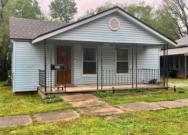 Property at 418 S Broadway St, Fort Scott, KS 66701, 3 beds, 1 bath