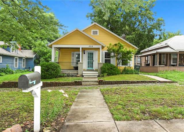 Property at 320 Vine St, Leavenworth, KS 66048, 3 beds, 1.5 baths