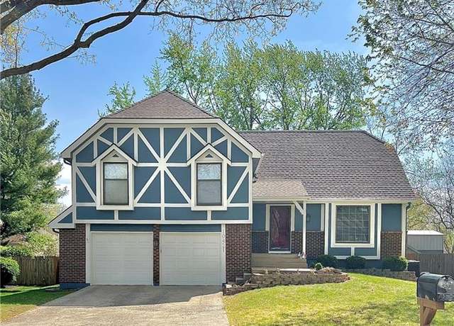 Property at 10421 Hauser St, Lenexa, KS 66215, 4 beds, 2.5 baths