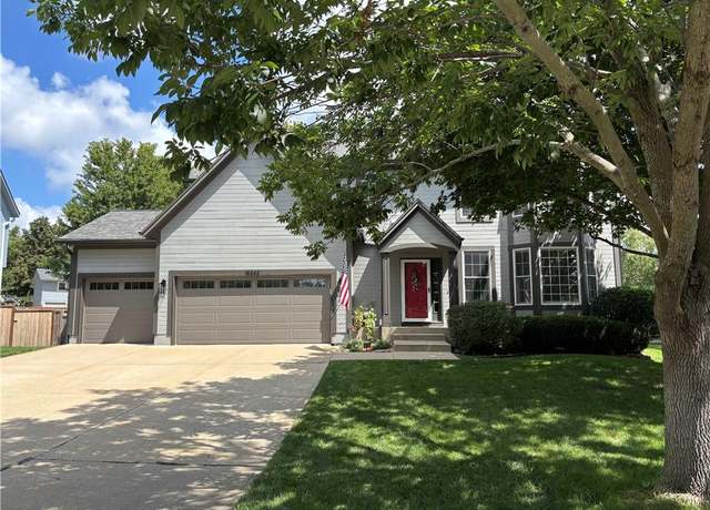 Property at 15343 S Navaho Dr, Olathe, KS 66062, 5 beds, 3.5 baths