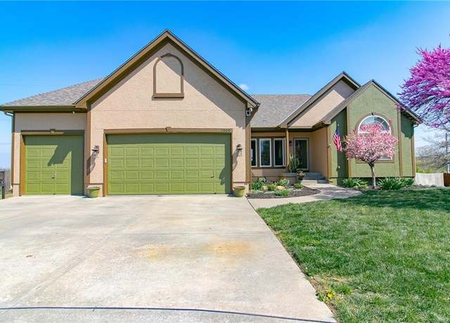 Property at 1900 NE 24th Ct, Blue Springs, MO 64029, 3 beds, 3 baths