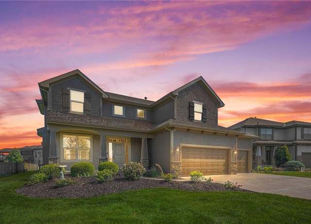 Property at 16687 S Lind Rd, Olathe, KS 66062, 6 beds, 4.5 baths
