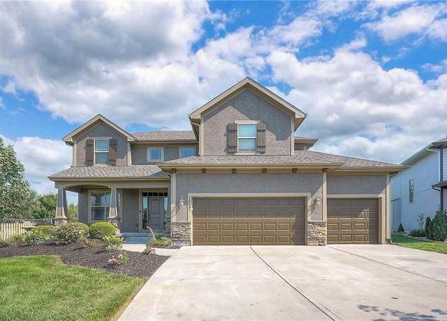 Property at 16687 S Lind Rd, Olathe, KS 66062, 6 beds, 4.5 baths