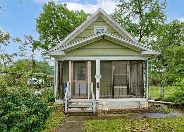 Property at 2529 Monroe Ave, Kansas City, MO 64127, 2 beds, 1 bath