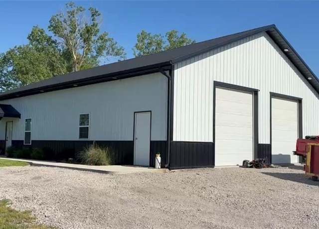 Property at 1010 E 620th Ave, Mulberry, KS 66756, 2 beds, 1.5 baths