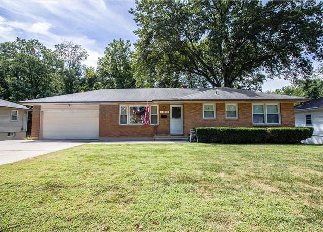 Property at 17501 E Cheyenne Dr, Independence, MO 64056, 3 beds, 1.5 baths