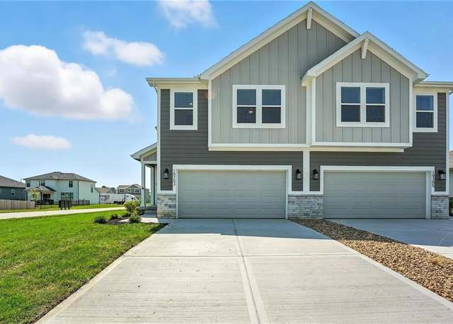 Property at 19705 W 195th Pl, Spring Hill, KS 66083, 4 beds, 2.5 baths