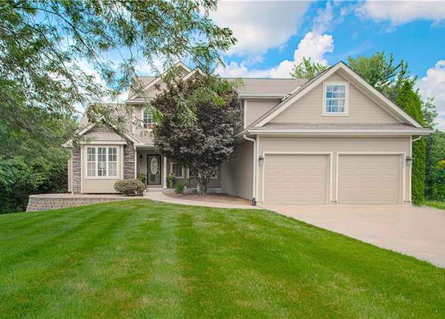Property at 908 Pca Rd, Warrensburg, MO 64093, 5 beds, 4 baths
