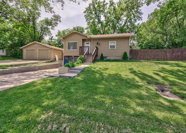 Property at 1017 Cherokee St, Leavenworth, KS 66048, 3 beds, 1.5 baths