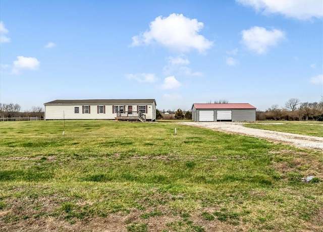 Property at 382 SW 1971st Rd, Kingsville, MO 64061, 3 beds, 2 baths