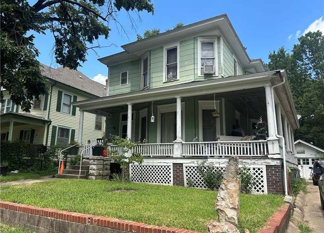 Property at 708 E Birch St, Independence, KS 67301, 4 beds, 2 baths