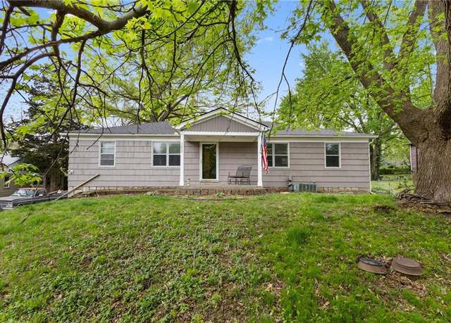 Property at 5653 Sloan Ave, Kansas City, KS 66104, 3 beds, 2 baths