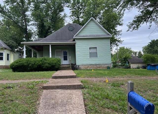 Property at 1820 Felix Ave, Parsons, KS 67357, 2 beds, 1 bath