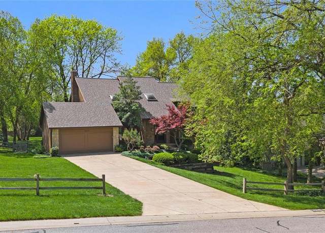 Property at 14905 W 71st Ter, Shawnee, KS 66216, 4 beds, 3.5 baths