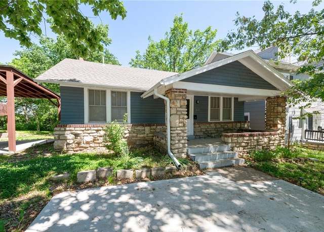 Property at 2010 E 48th Ter, Kansas City, MO 64130, 2 beds, 1 bath