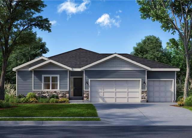 Property at 1912 SW Hightown Dr, Lee's Summit, MO 64082, 3 beds, 2 baths