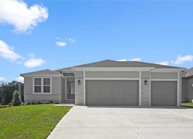 Property at 9845 104th St, Kansas City, MO 64157, 4 beds, 3 baths