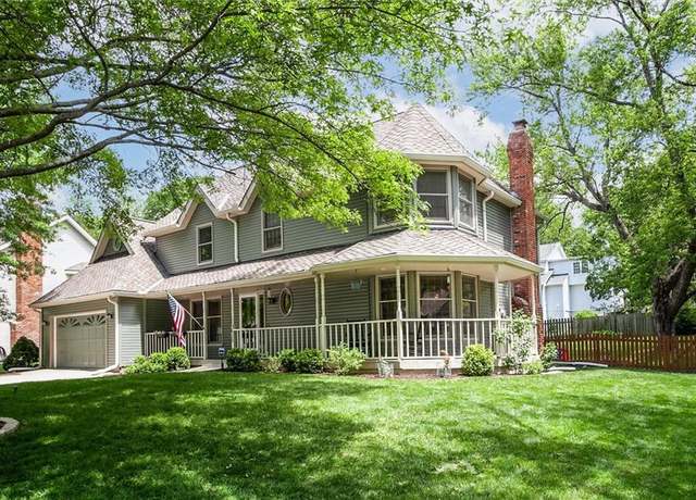 Property at 9615 N Virginia Ave, Kansas City, MO 64155, 3 beds, 3 baths
