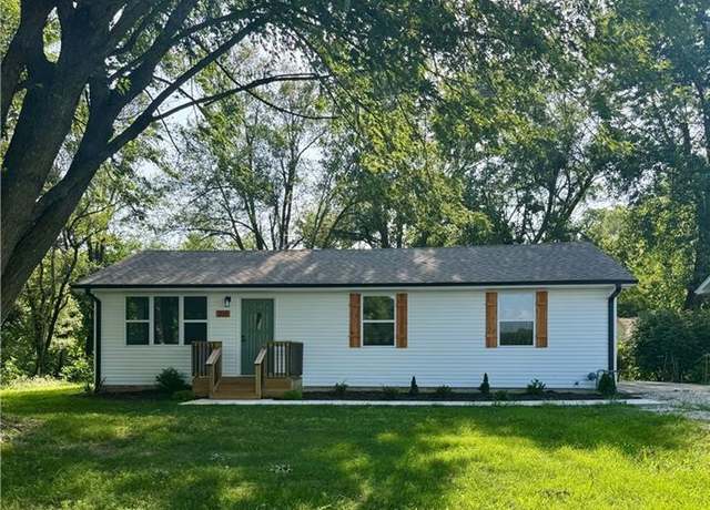Property at 208 S Race St, Leeton, MO 64761, 3 beds, 1.5 baths