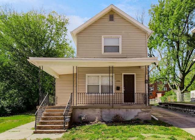 Property at 446 Montgall Ave, Kansas City, MO 64124, 2 beds, 2 baths
