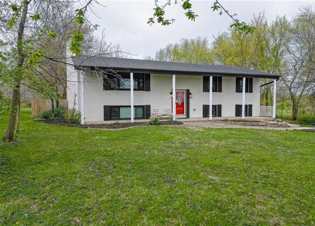 Property at 16880 S Ridgeview Rd, Olathe, KS 66062, 5 beds, 3 baths