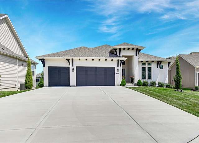 Property at 17401 Oakshire St, Overland Park, KS 66221, 4 beds, 4 baths