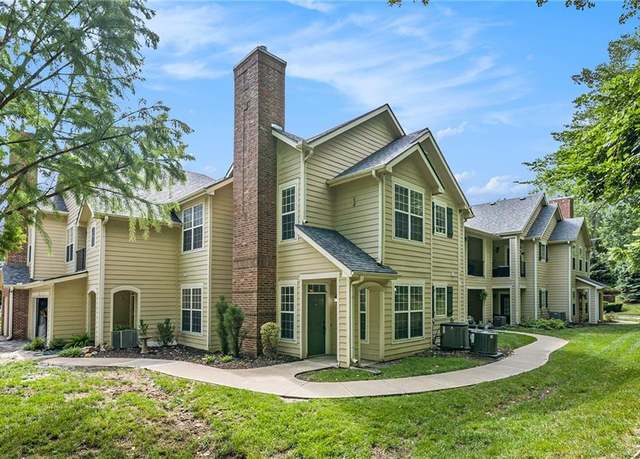 Property at 6414 W 51st St, Mission, KS 66202, 2 beds, 2 baths
