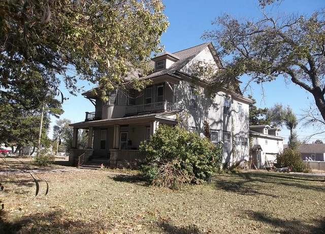 Property at 1134 S Central N/A, Chanute, KS 66720, 5 beds, 2 baths