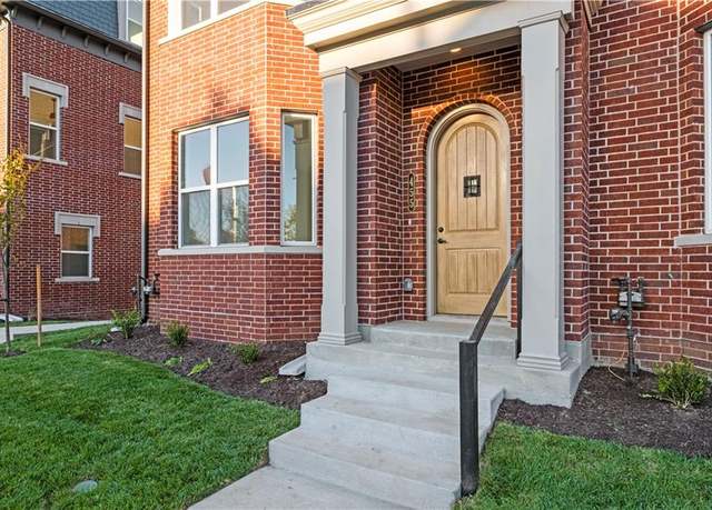 Property at 455 SW Longview Blvd, Lee's Summit, MO 64081, 3 beds, 2.5 baths