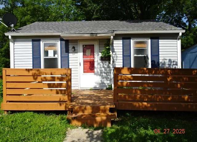 Property at 5938 Kensington Ave, Kansas City, MO 64130, 2 beds, 1 bath