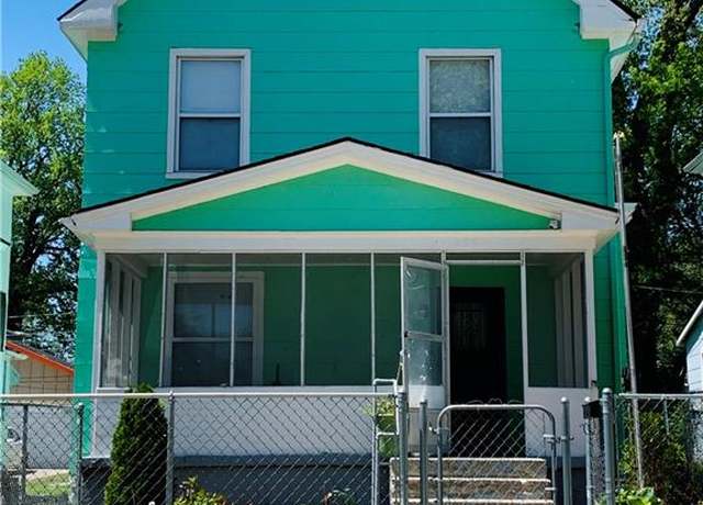 Property at 120 N White Ave, Kansas City, MO 64123, 4 beds, 2 baths