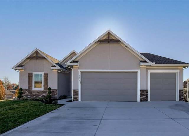 Property at 2373 NE Colonnade Ave, Blue Springs, MO 64029, 4 beds, 3.5 baths