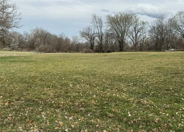 Property at Cowell St, Paola, KS 66071