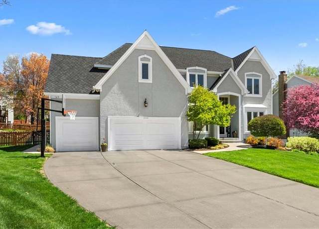 Property at 13201 Granada Dr, Leawood, KS 66209, 4 beds, 4 baths