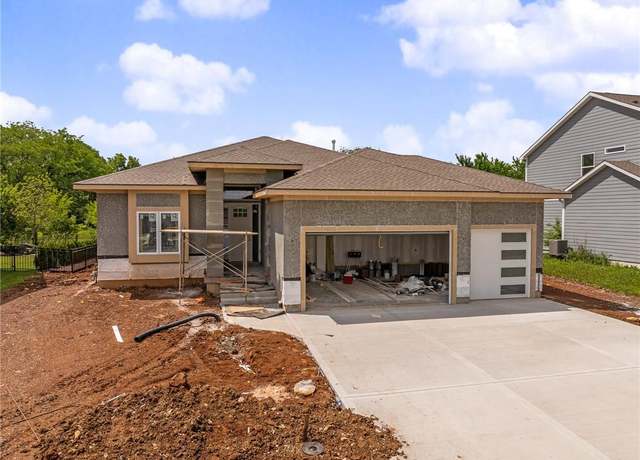 Property at 25041 W 142nd St, Olathe, KS 66061, 4 beds, 3 baths